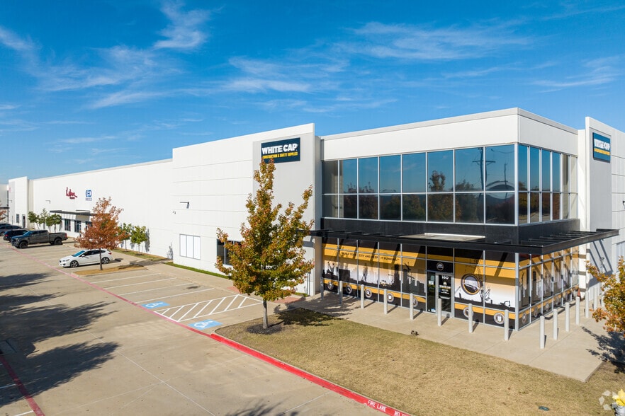 More Photos Of 6644 All Stars Ave, Frisco Warehouse For Lease