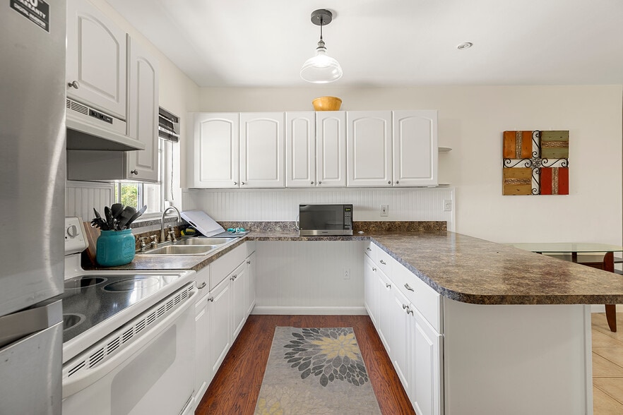 More Photos Of 2901 Overseas Hwy, Marathon Office Residential For Sale