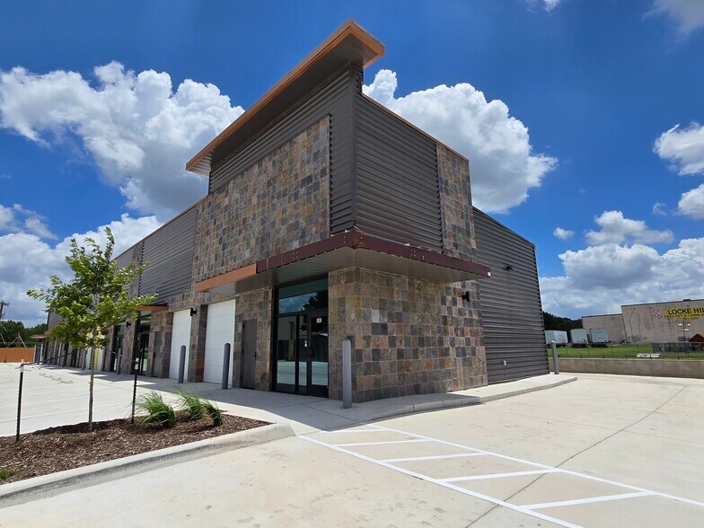 Primary Photo Of 9850 Huebner Rd, San Antonio Flex For Lease