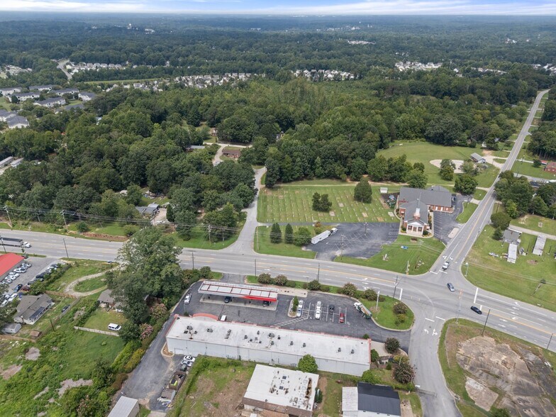 More Photos Of 3512 E Martin Luther King Jr Dr, High Point Convenience Store For Lease