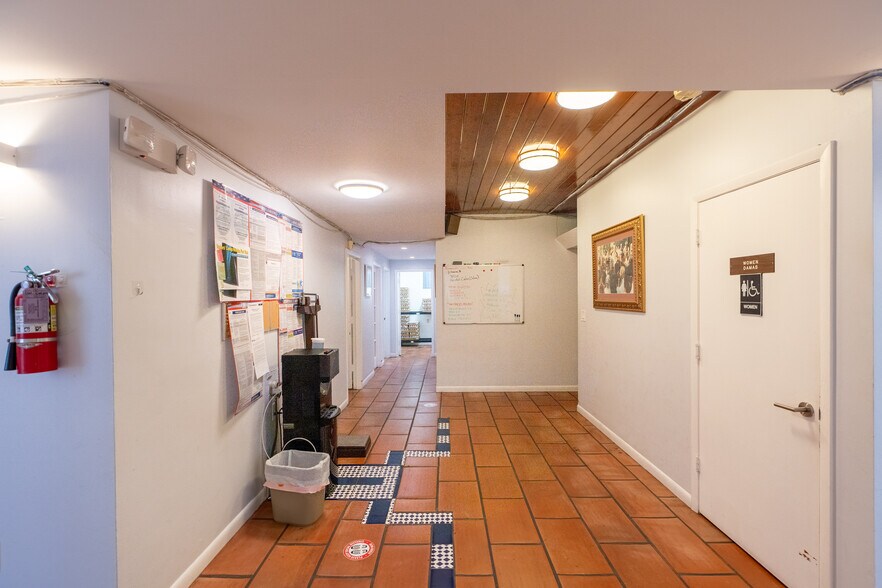 More Photos Of , Coral Gables Office For Sale