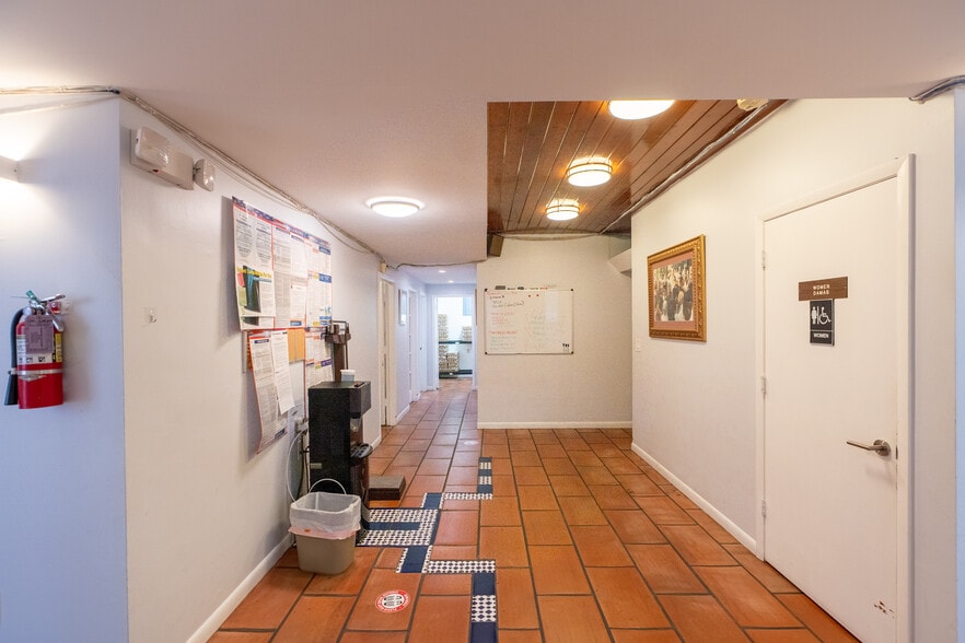 More Photos Of , Coral Gables Office For Sale