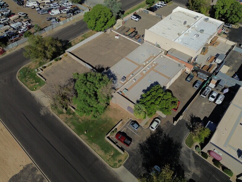 More Photos Of 6097 N 57th Dr, Glendale Warehouse For Sale