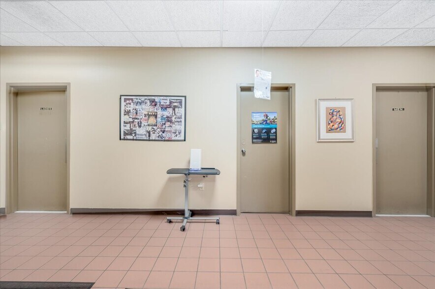 More Photos Of 7 Route 101A, Amherst Medical For Sale