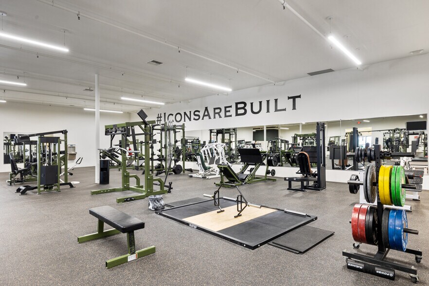 More Photos Of 3455 N Indian Canyon Dr, Palm Springs Unknown For Lease