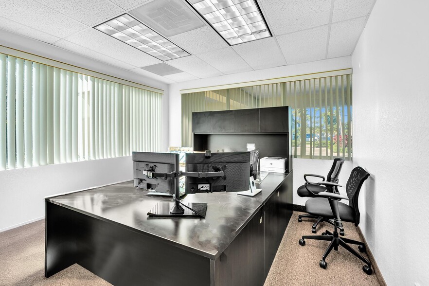 More Photos Of 7665 Davie Road Ext, Davie Office For Lease