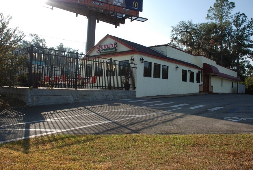 More Photos Of 2529 Apalachee Pky, Tallahassee Restaurant For Lease