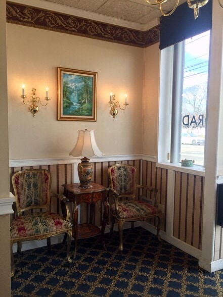 More Photos Of 950 Jericho Tpke, Westbury Office For Sale