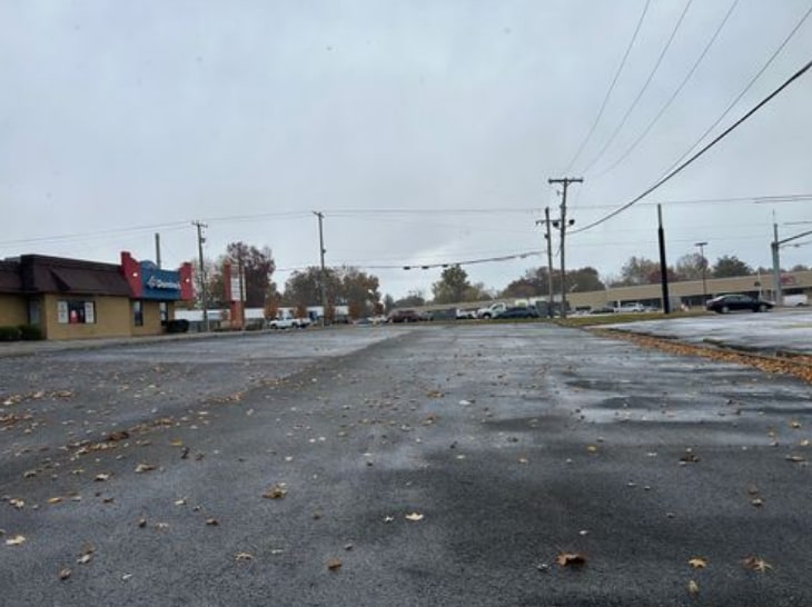 More Photos Of 2601 Charlestown Rd, New Albany Fast Food For Sale