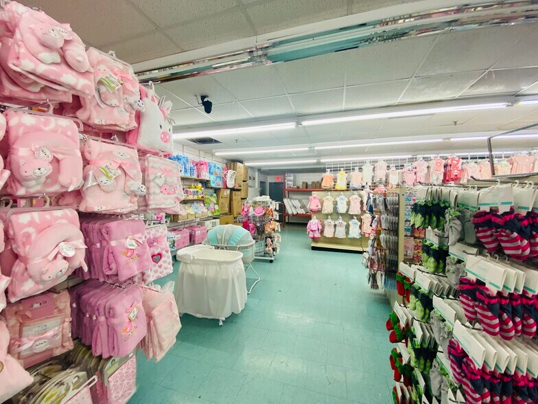 More Photos Of 1285 Broadway, Brooklyn Storefront For Lease