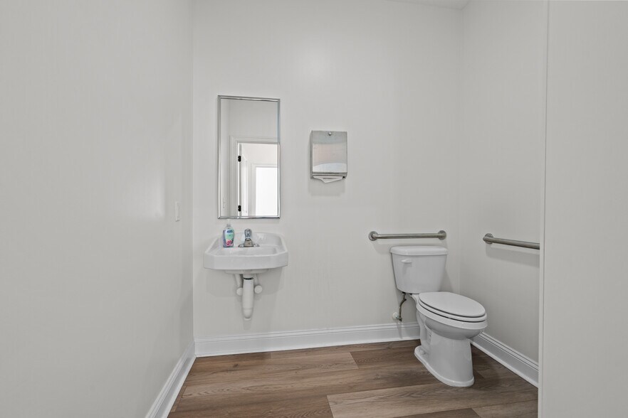 More Photos Of 430 - 436 Paseo Reyes Dr, Saint Augustine Medical For Sale