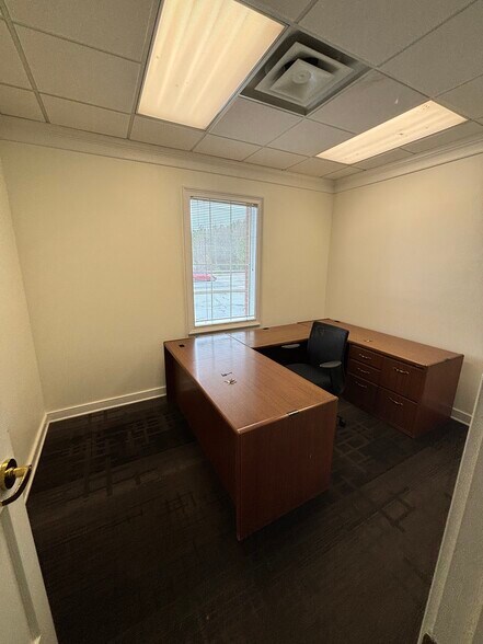 More Photos Of 2693 Powder Springs Rd SW, Marietta Bank For Sale
