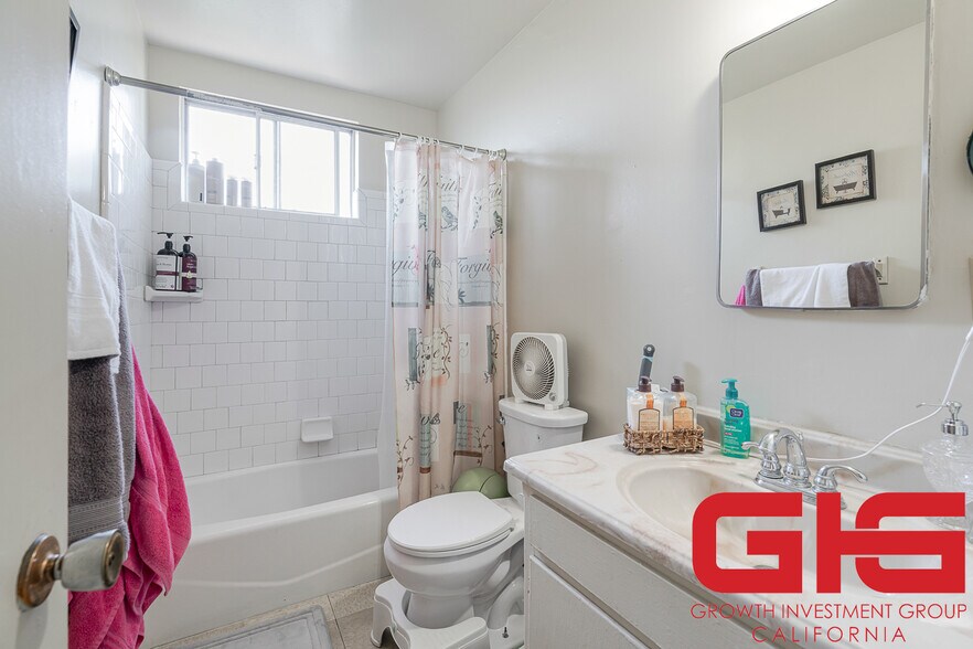 More Photos Of 21306 E Arrow Hwy, Covina Apartments For Sale