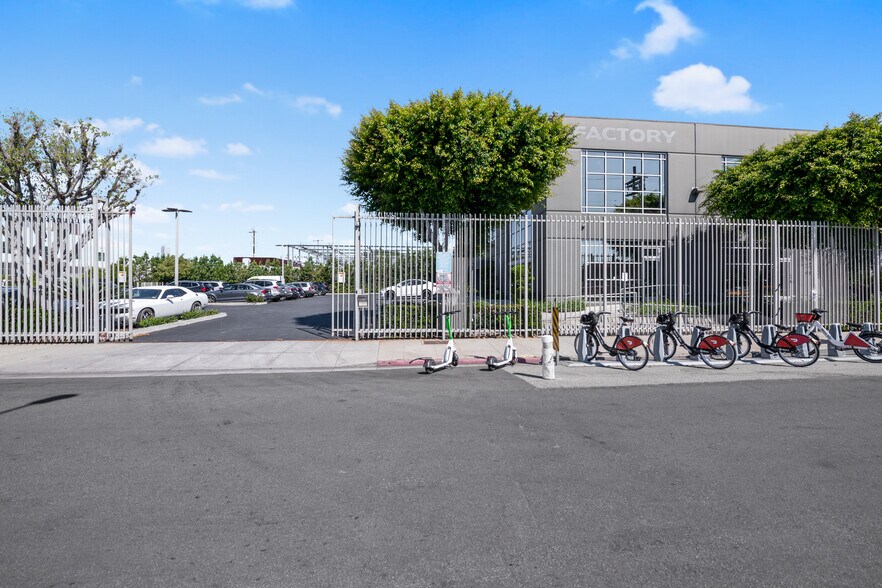 More Photos Of 1245 Factory Pl, Los Angeles Loft Creative Space For Lease