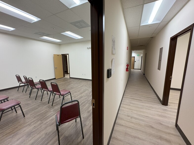 More Photos Of 4446-4450 Park Heights Ave, Baltimore Storefront For Lease