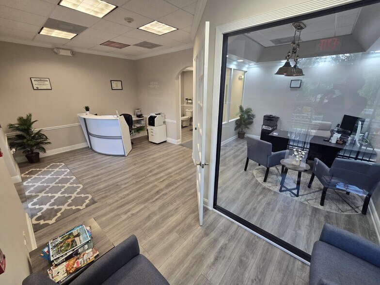 More Photos Of 5401 N University Dr, Coral Springs Medical For Sale