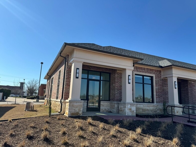 More Photos Of 7700 Preston Rd, Frisco Medical For Lease