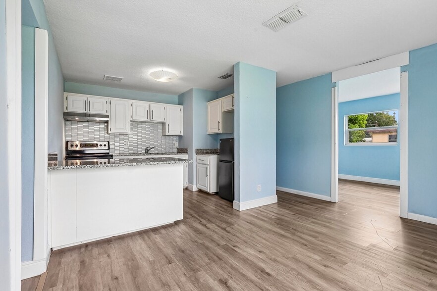 More Photos Of 4821 Shoshone St, Orlando Multifamily For Sale