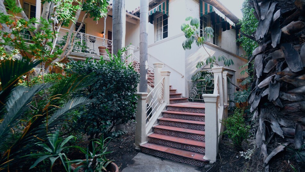 More Photos Of 8468 Fountain Ave, West Hollywood Apartments For Sale