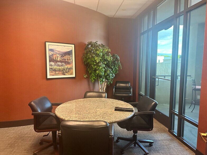 More Photos Of 5441 Kietzke Ln, Reno Office For Lease