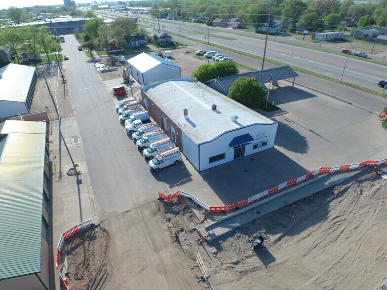 More Photos Of 307 Dakota Ave N, Huron Industrial For Sale