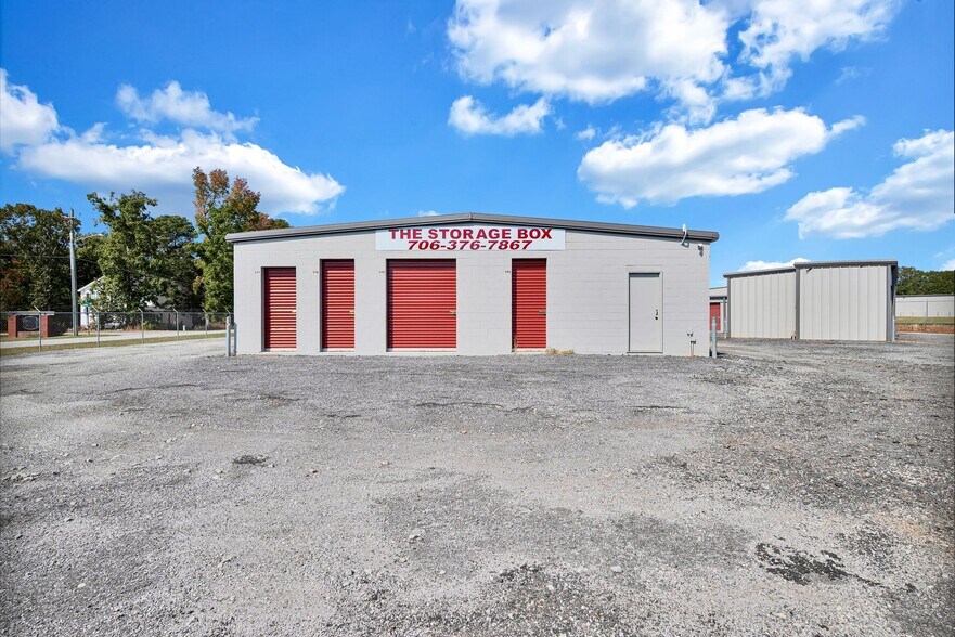 More Photos Of , Hartwell Specialty For Sale