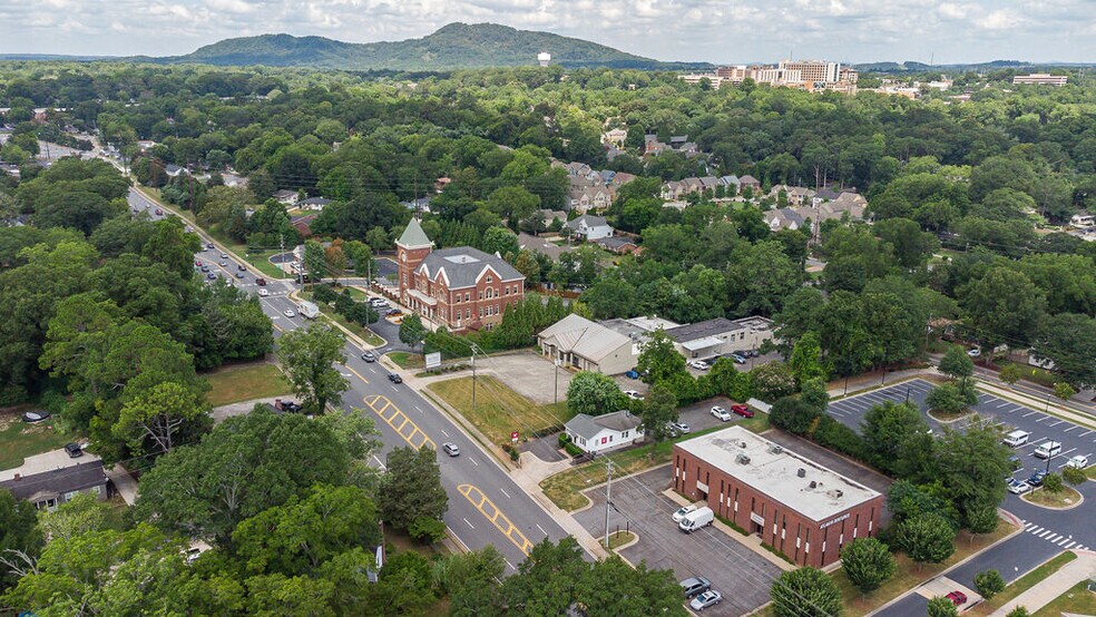 More Photos Of 361 N Marietta Pky NE, Marietta Medical For Lease