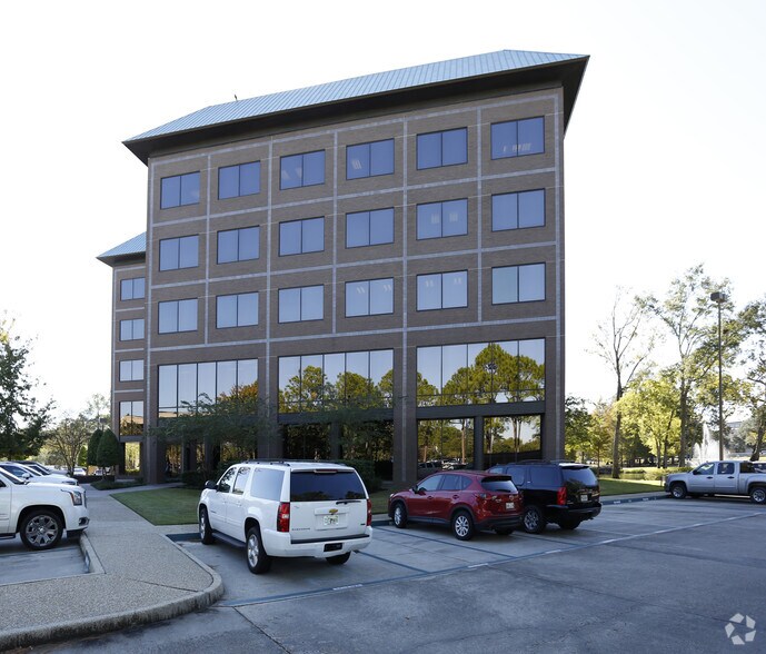 More Photos Of 8555 United Plaza Blvd, Baton Rouge Office For Lease