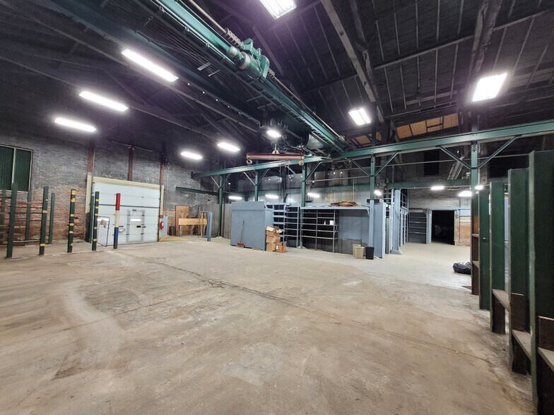 More Photos Of 1900 W Muhammad Ali Blvd, Louisville Manufacturing For Lease