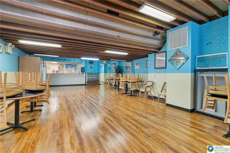 More Photos Of 915 W Hamilton St, Allentown Office Residential For Sale