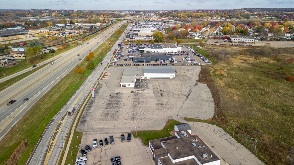 More Photos Of 4444 Highway 52 N, Rochester Auto Dealership For Sale