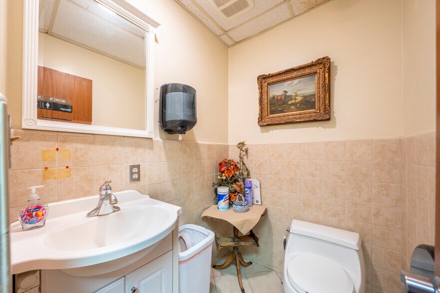 More Photos Of 429 S Palm Ave, Alhambra Food Processing For Sale