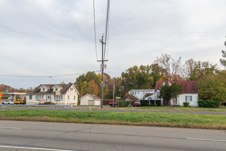 More Photos Of 584-588 Us Highway 46 East, Fairfield Freestanding For Sale