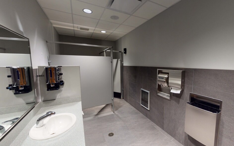 More Photos Of , West Middlesex Office For Sale