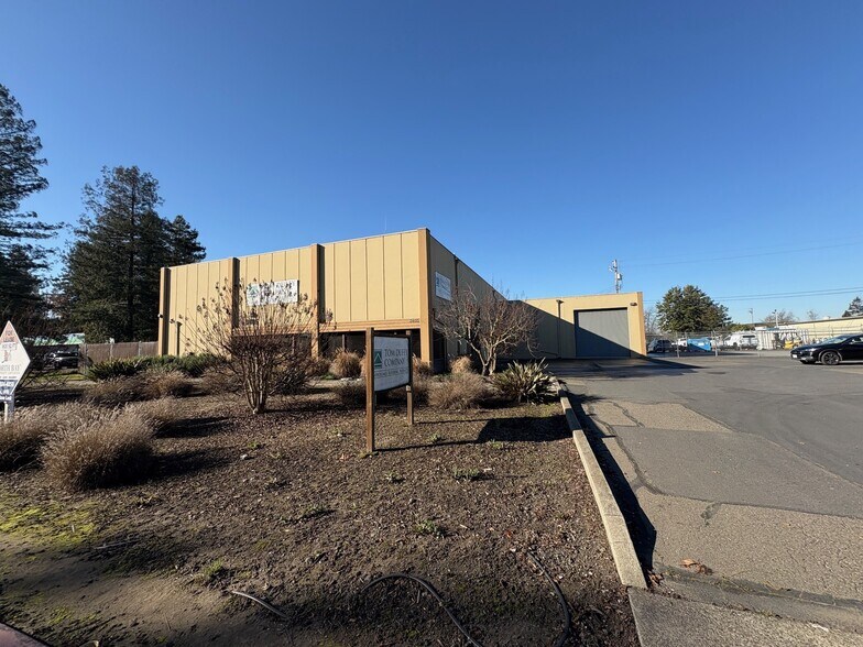 Primary Photo Of 3405 Standish Ave, Santa Rosa Warehouse For Lease