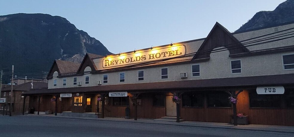 Primary Photo Of 1237 Main St, Lillooet Hotel For Sale
