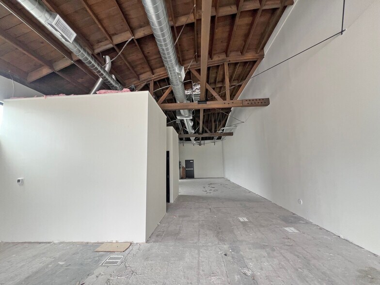 More Photos Of 610-612 Mission Ave, Oceanside Restaurant For Sale