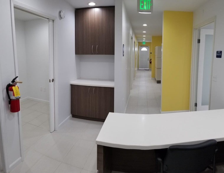 More Photos Of 12022 Inglewood Ave, Hawthorne Medical For Sale