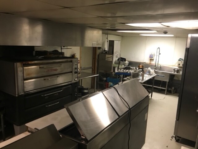 More Photos Of 188 Lafayette Rd, Salisbury Restaurant For Sale