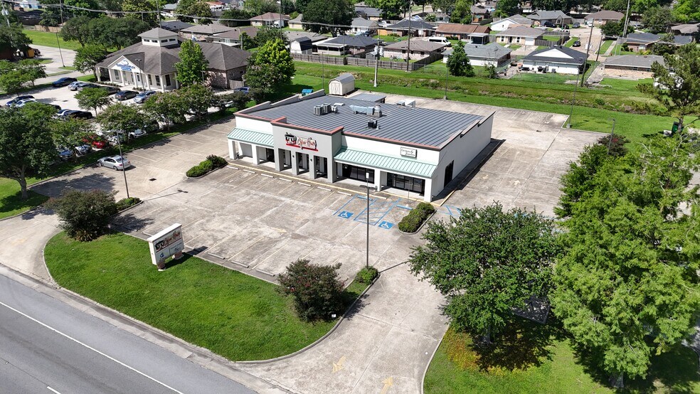 More Photos Of 405-409 Belle Terre Blvd, La Place Freestanding For Sale