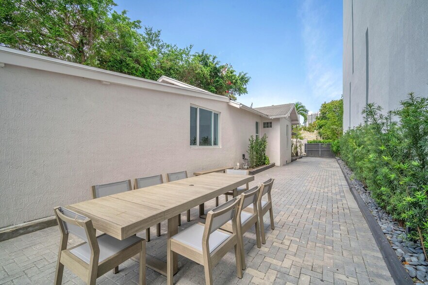 More Photos Of 120 NE 25th St, Miami Specialty For Sale