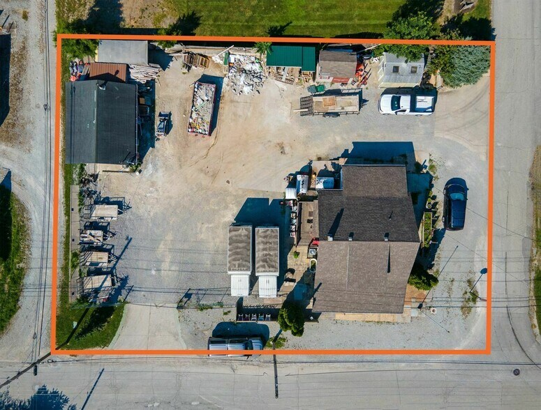 More Photos Of 10620 Bellefontaine St, Carmel Office For Sale