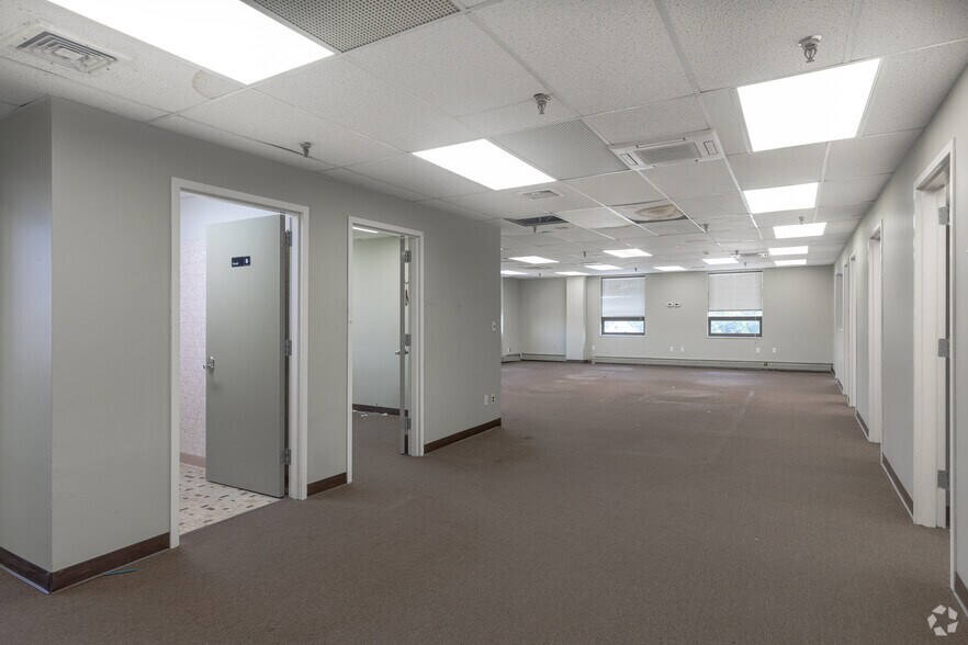 More Photos Of 570 Elmont Rd, Elmont Office For Sale