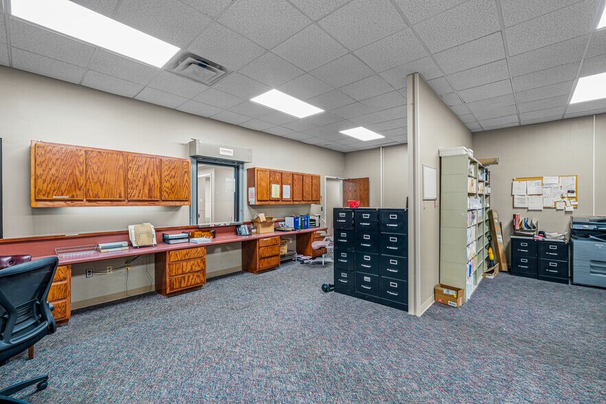 More Photos Of 15239 AL Highway 68, Crossville Medical For Sale