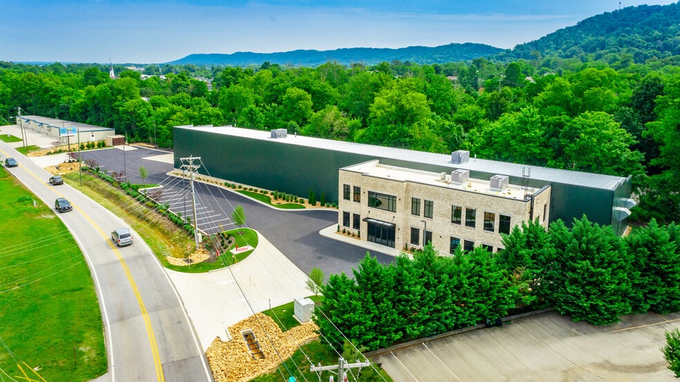More Photos Of 5402 Ooltewah Ringgold Rd, College Dale Flex For Lease