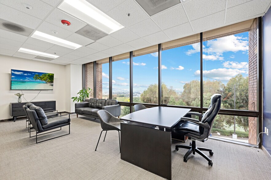 More Photos Of 2714 Loker Ave W, Carlsbad Office For Lease