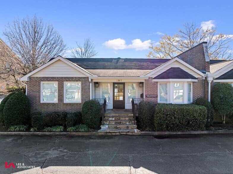 More Photos Of 203 Pirkle Ferry Rd, Cumming Office For Sale