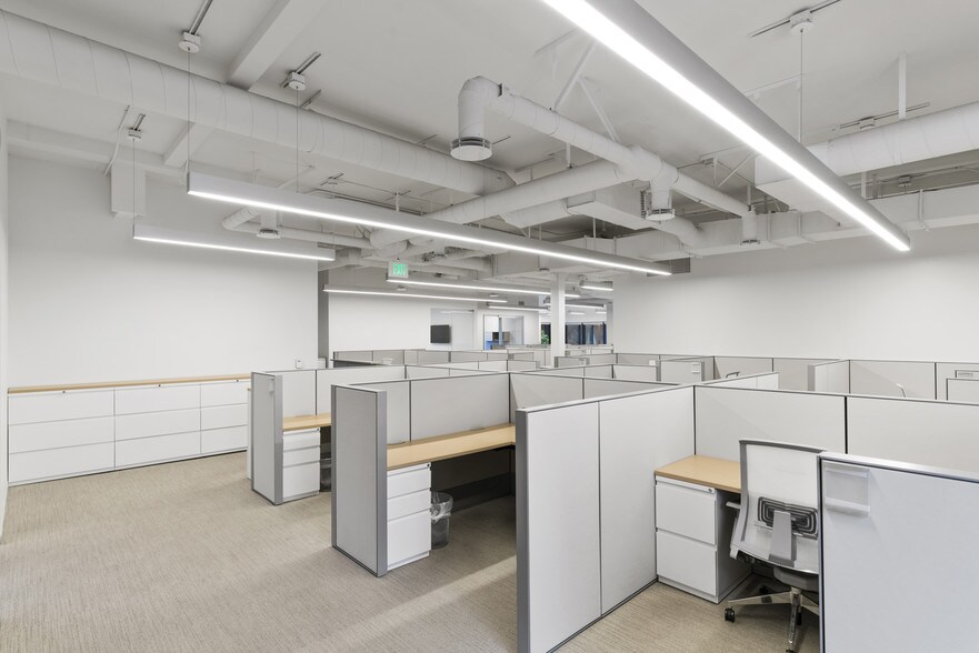 More Photos Of 2220 N University Dr, Newport Beach Office For Lease