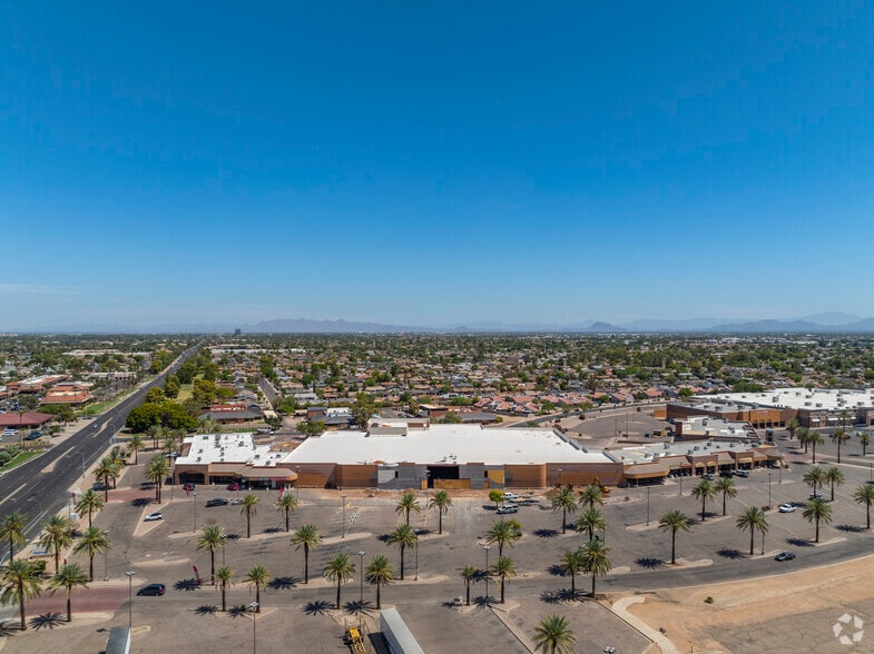 More Photos Of 2055 N Alma School Rd, Chandler Unknown For Lease