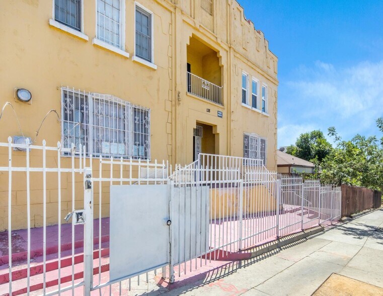 More Photos Of 138 N Soto St, Los Angeles Apartments For Sale